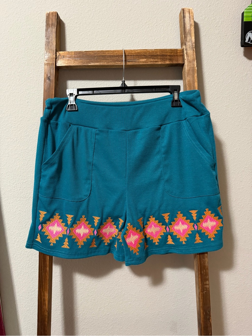 High-Waist Teal Women's Shorts with Aztec Embroidery